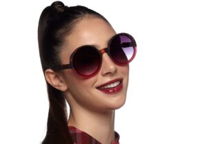 COME SCEGLIERE L’OCCHIALE DA SOLE ADATTO AL TUO VISO