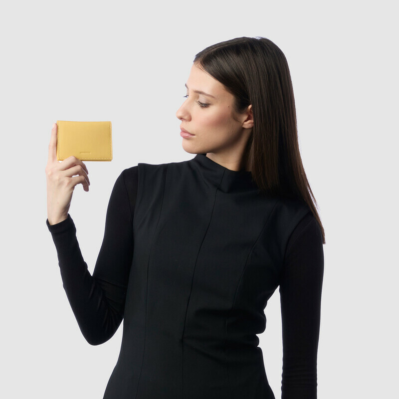 MINOBOSSI Small leather goods Credit card holder   Vanilla