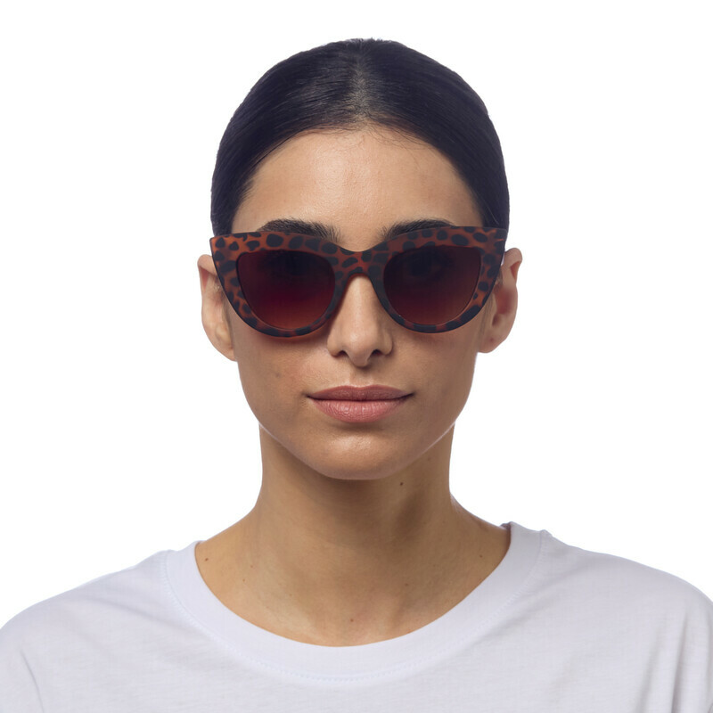 OKKIA Sol Claudia Big Cat Eye Tortuga