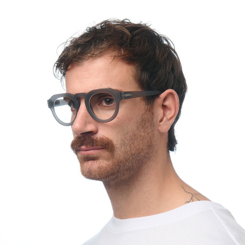 OKKIA Reading Zeno Round Translucent Smoke