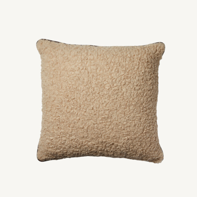 Cojín pequeño de seda y camello