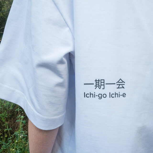 T-shirt One Meet