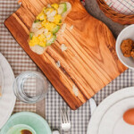 Montre plus Planche à découper en bois d'olivier