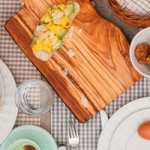 Scopri Tagliere in legno d'ulivo