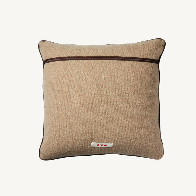 CUSSION IN SILK & CAMEL small